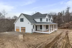 2 Pickett Rd, Roxbury, CT 06783 - Photo 33