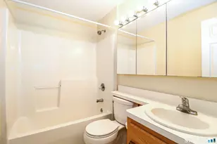 28 Rollingwood Dr, Brookfield, CT 06804 - Photo 21