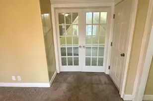 134 Queen St, Bristol, CT 06010 - Photo 11