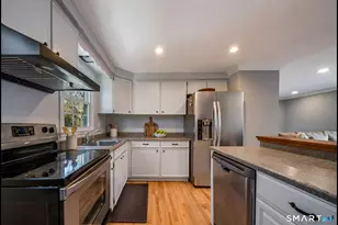 50 Jefferson Cir, Clinton, CT 06413 - Photo 3