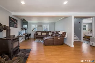 50 Jefferson Cir, Clinton, CT 06413 - Photo 15