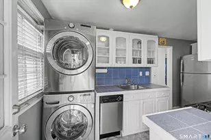 53 Standish Rd, Stamford, CT 06902 - Photo 15