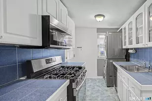 53 Standish Rd, Stamford, CT 06902 - Photo 13