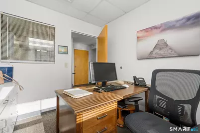 385 Main Street, West Haven, CT 06516 - Photo 23