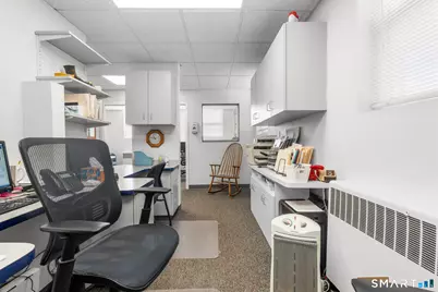 385 Main Street, West Haven, CT 06516 - Photo 27