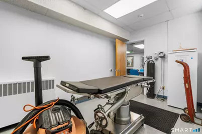 385 Main Street, West Haven, CT 06516 - Photo 29