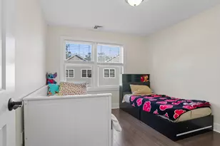 118 Berwick Ave, Fairfield, CT 06825 - Photo 21