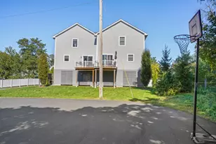 118 Berwick Ave, Fairfield, CT 06825 - Photo 25