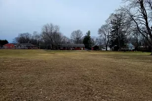 30 Broad Brook Rd, East Windsor, CT 06016 - Photo 3