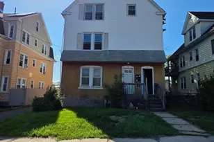 19 Wakefield Ct, New Britain, CT 06053 - Photo 1