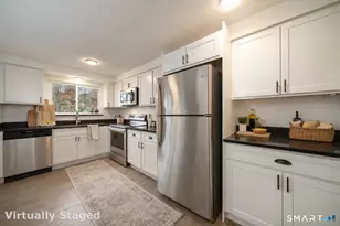 20 Harbour Village, Branford, CT 06405 - Photo 3