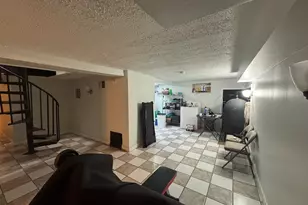 153 Marigold Ave, Bridgeport, CT 06606 - Photo 23