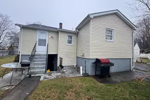 153 Marigold Ave, Bridgeport, CT 06606 - Photo 3