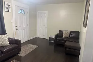 153 Marigold Ave, Bridgeport, CT 06606 - Photo 7