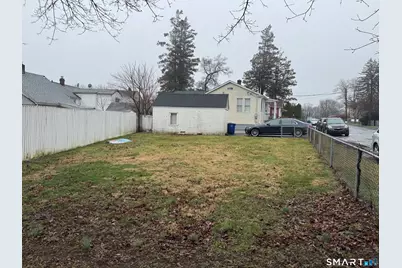 153 Marigold Avenue, Bridgeport, CT 06606 - Photo 5