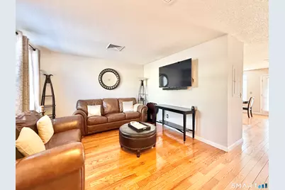 46 Young Dixon Way #46, Stamford, CT 06902 - Photo 3