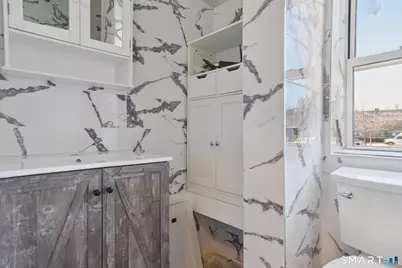 215-219 Bank Street #5, New London, CT 06320 - Photo 21