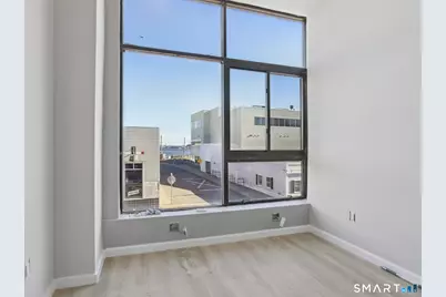 215-219 Bank Street #5, New London, CT 06320 - Photo 11