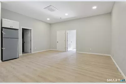 215-219 Bank Street #5, New London, CT 06320 - Photo 13