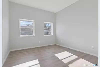 215-219 Bank Street #5, New London, CT 06320 - Photo 17