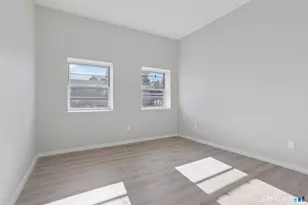 215 Bank St, New London, CT 06320 - Photo 17