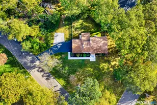 36 Greenbrier Rd, Trumbull, CT 06611 - Photo 37