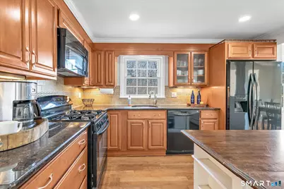 36 Greenbrier Road, Trumbull, CT 06611 - Photo 15