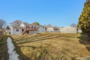 22 Sandy Hollow Dr, Waterford, CT 06385 - Photo 33