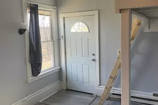 51 Broad St, Norwich, CT 06360 - Photo 7