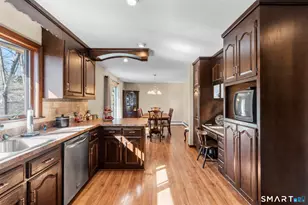 30 Cove Rd, Bristol, CT 06010 - Photo 9