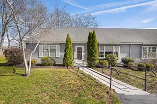 6 Sandgate Cir, Madison, CT 06443 - Photo 3