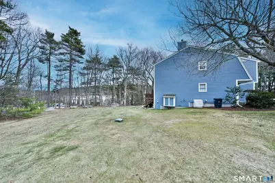 8 Village Green Road, Sturbridge, MA 01566 - Photo 5