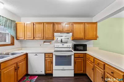 1655 North Colony Road #15, Meriden, CT 06450 - Photo 9