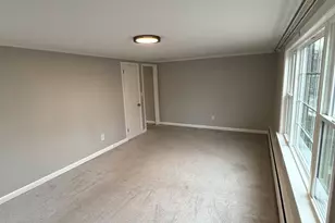 37 Caya Ave, West Hartford, CT 06110 - Photo 7