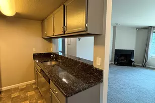 25 Little Oak Ln, Rocky Hill, CT 06067 - Photo 7