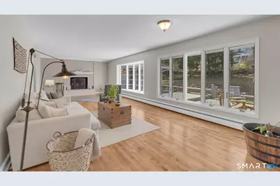 19 Cricklewood Lane, Norwalk, CT 06851 - Photo 5