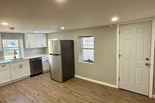 205 Shaw St, New London, CT 06320 - Photo 3