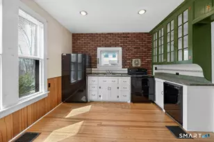 164 W Main St, Southington, CT 06479 - Photo 3