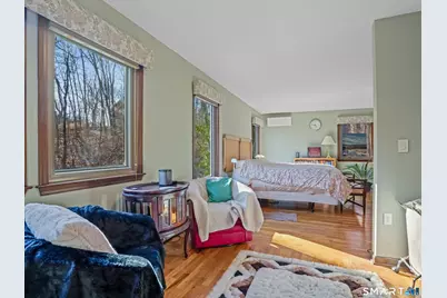 208 Cascade Road, Stamford, CT 06903 - Photo 15