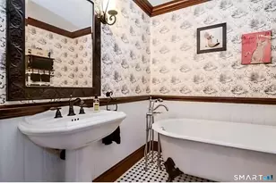 431 W Wakefield Blvd, Winchester, CT 06098 - Photo 25