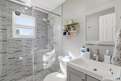 1 Phillips Street #APT 4, Norwalk, CT 06850 - Photo 17