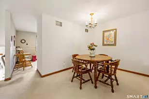 18 Tabshey Ct, Wethersfield, CT 06109 - Photo 9