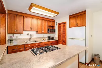 394 Garibaldi Avenue, Stratford, CT 06615 - Photo 7