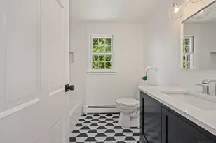 127 S Gate Ln, Fairfield, CT 06890 - Photo 27