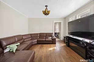 744 Park St, Bridgeport, CT 06608 - Photo 9