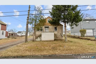 42 Wade Street, West Haven, CT 06516 - Photo 1