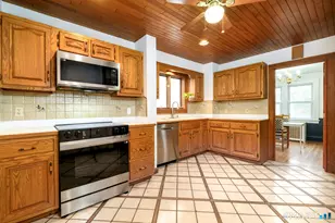 51 Houston Terrace, Stamford, CT 06902 - Photo 7