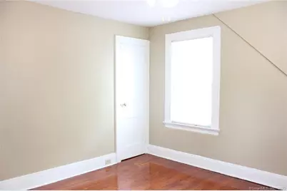 28 Cottage Street #1, New Haven, CT 06511 - Photo 9