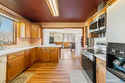 100 Prindle Road, West Haven, CT 06516 - Photo 3