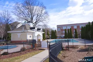 34 School House Dr, West Hartford, CT 06110 - Photo 17